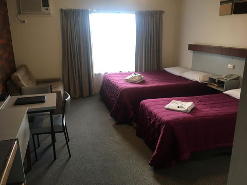 Warragul Views Motor Inn - Accommodation ACT 3