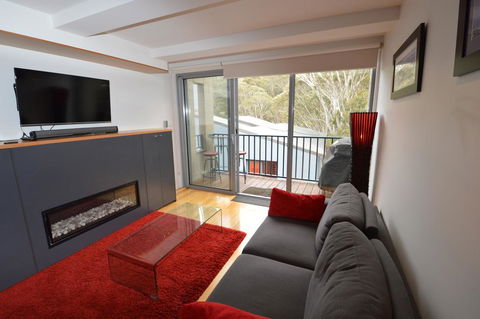 Warrina 12 - Accommodation ACT 3