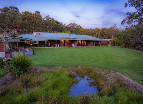 Waterfall Springs Retreat - Accommodation ACT 3