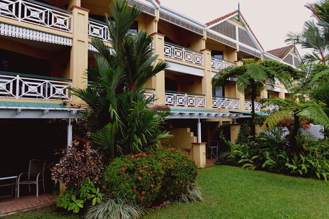 Waterfront Terraces - Accommodation ACT 2