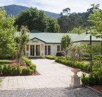 Oscar's On The Yarra - Accommodation ACT