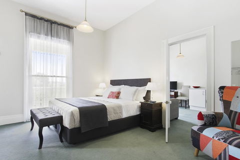 The Riversleigh - Accommodation ACT 15