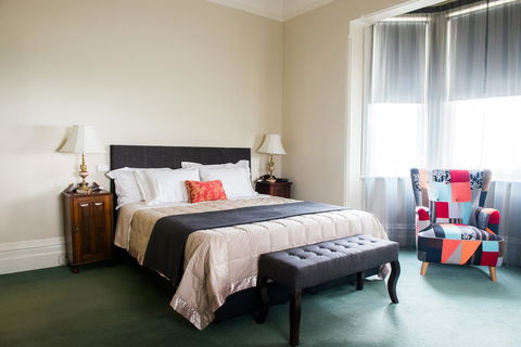 The Riversleigh - Accommodation ACT 12