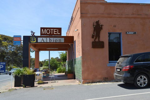 The Albion Motel Castlemaine - Accommodation ACT 6