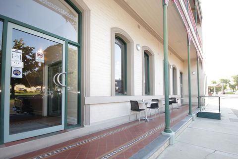 Mitchell River Tavern - Accommodation ACT 6
