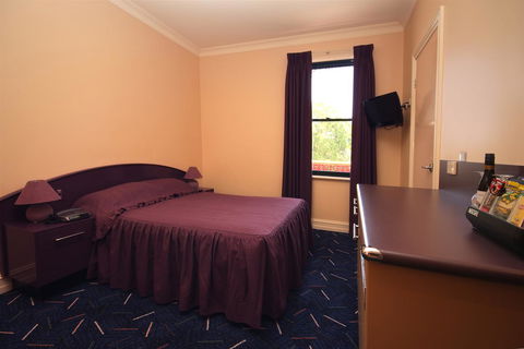 Mitchell River Tavern - Accommodation ACT 18