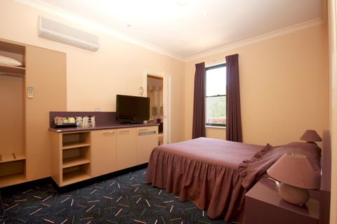 Mitchell River Tavern - Accommodation ACT 33