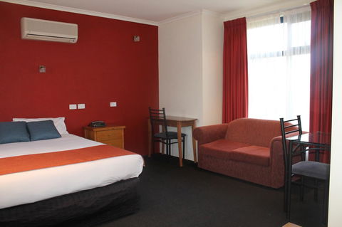 Rochester Motel - Accommodation ACT 13