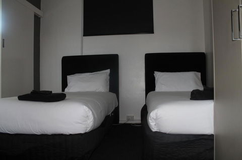 Rochester Motel - Accommodation ACT 12