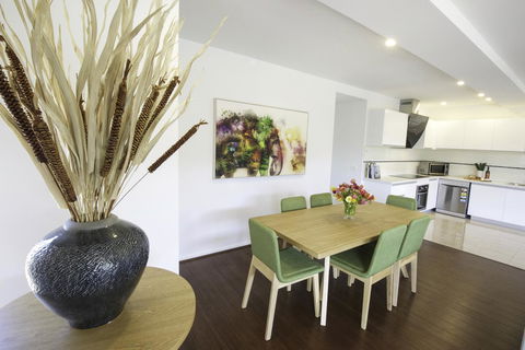 Phillip Island Towers - Accommodation ACT 30