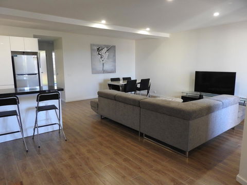 Phillip Island Towers - Accommodation ACT 19