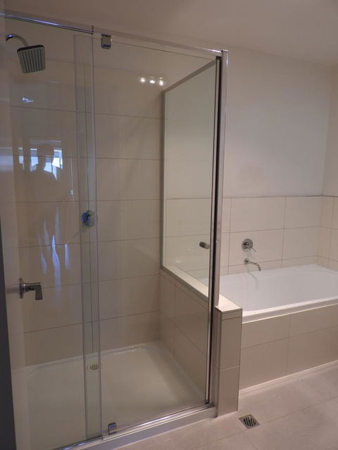 Phillip Island Towers - Accommodation ACT 16