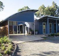 Corrugated Cottage - Accommodation ACT