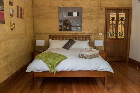 Bundjil Studio - Accommodation ACT 7