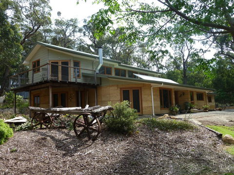 Bundjil Studio - Accommodation ACT 23