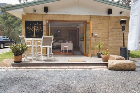 Bundjil Studio - Accommodation ACT 2