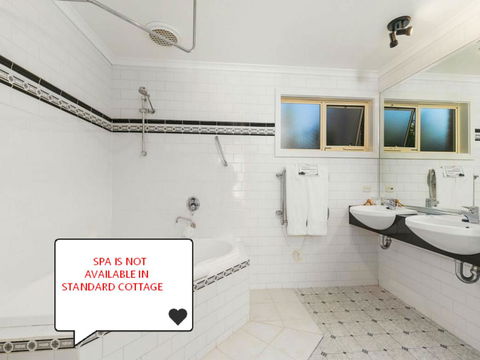 Cottages For Two - Accommodation ACT 0