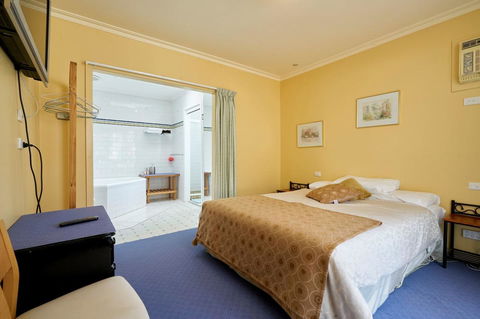 Cottages For Two - Accommodation ACT 9