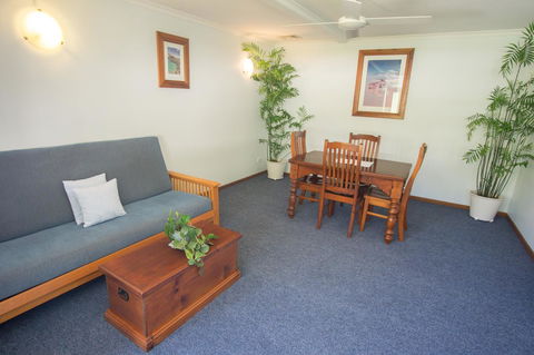 Debbie\'s Place - Accommodation ACT 39