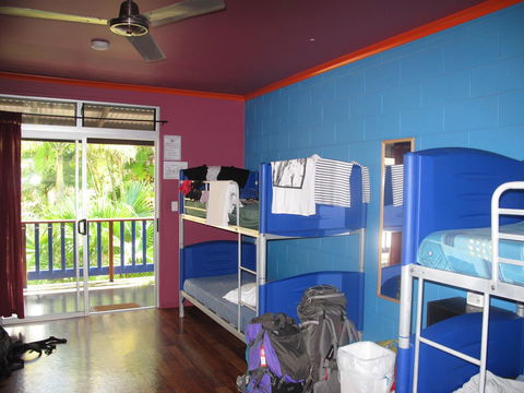 Cool Bananas Backpackers - Accommodation ACT 43