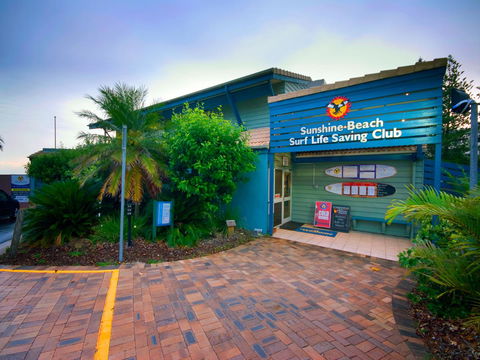 La Mer Sunshine Beachfront - Accommodation ACT 9