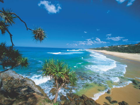 La Mer Sunshine Beachfront - Accommodation ACT 24
