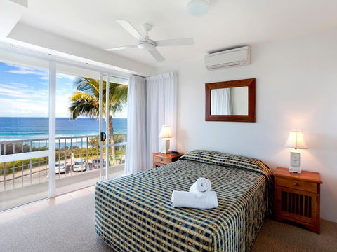 La Mer Sunshine Beachfront - Accommodation ACT 26