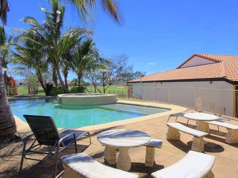 Coral Cove Resort - Accommodation ACT 11