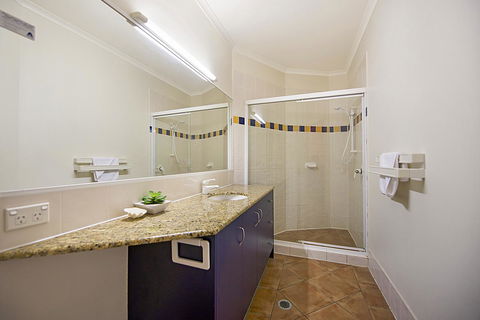 Whale Watch Ocean Beach Resort - Accommodation ACT 12