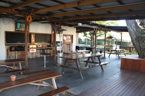 Nomads Airlie Beach - Accommodation ACT 2