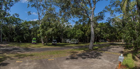 Nomads Airlie Beach - Accommodation ACT 43