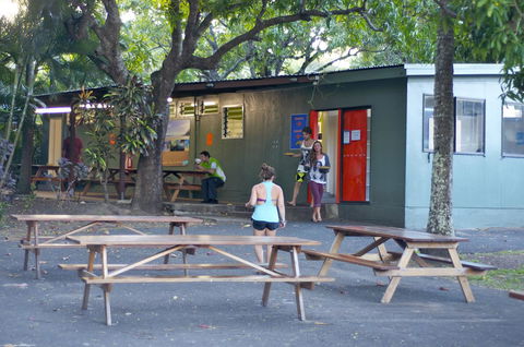Nomads Airlie Beach - Accommodation ACT 44