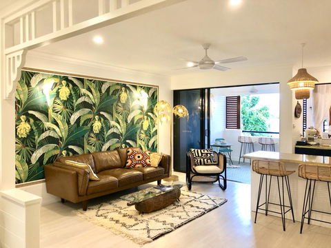 NOMAD - Luxe Apartment - Accommodation ACT 5