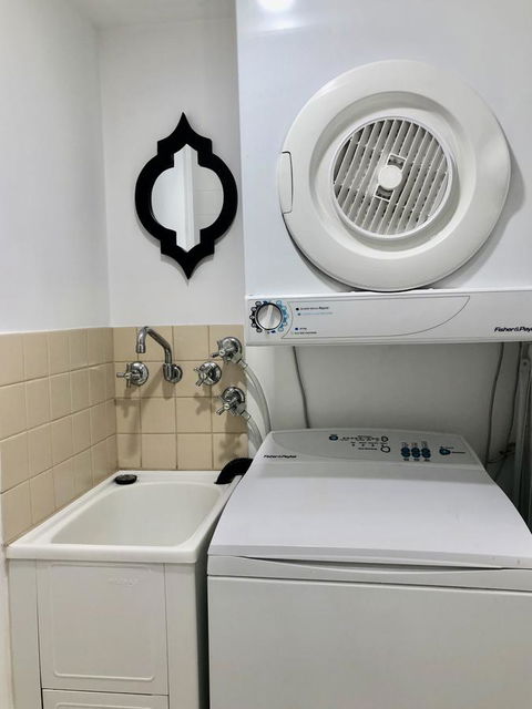 NOMAD - Luxe Apartment - Accommodation ACT 40