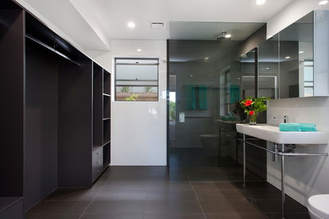 Jolly Roger's Beach House - Accommodation ACT 7