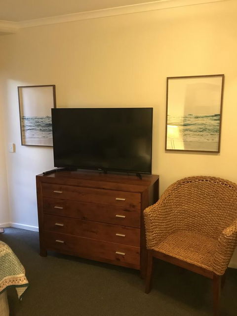Riverside - Accommodation ACT 25