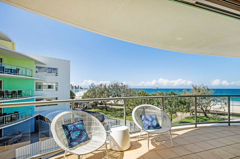 Rolling Surf Resort - Accommodation ACT 14