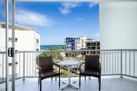Rolling Surf Resort - Accommodation ACT 24