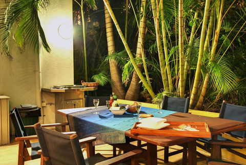 Rolling Surf Resort - Accommodation ACT 33
