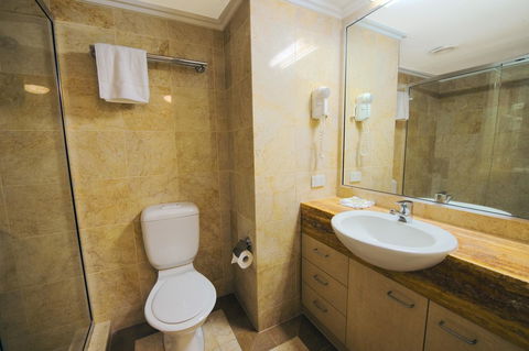 Rolling Surf Resort - Accommodation ACT 6