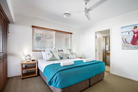 Rolling Surf Resort - Accommodation ACT 3