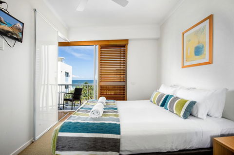 Rolling Surf Resort - Accommodation ACT 25