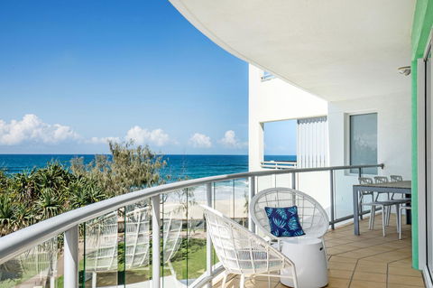 Rolling Surf Resort - Accommodation ACT 13