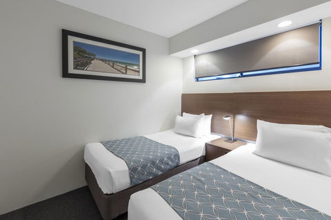 Ramada Resort By Wyndham Golden Beach - Accommodation ACT 18