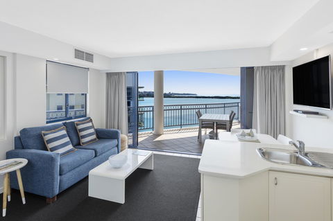 Ramada Resort By Wyndham Golden Beach - Accommodation ACT 27