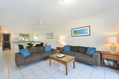 Seascape Holidays At Beachfront Terraces - Accommodation ACT 11