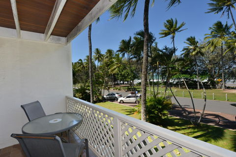 Seascape Holidays At Beachfront Terraces - Accommodation ACT 13