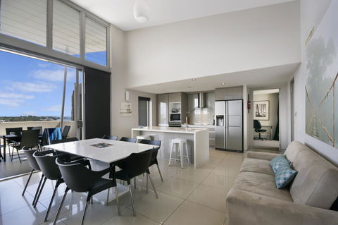 Redvue Holiday Apartments - Accommodation ACT 28