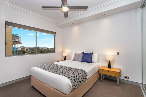 Redvue Holiday Apartments - Accommodation ACT 14