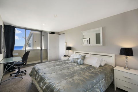 Redvue Holiday Apartments - Accommodation ACT 30